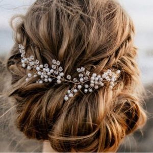 Bridal beaded headpiece crystals and rhinestone Pearl NWT